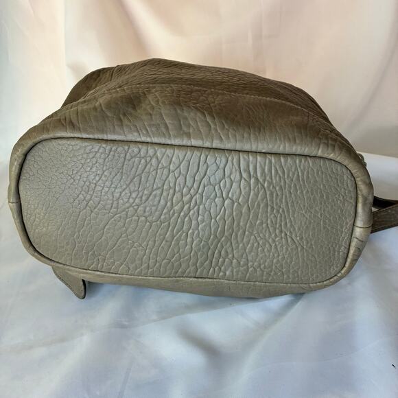 Allibelle Taupe Italian Leather Large Handbag Purse Crossbody Adjustable EUC - Picture 5 of 11